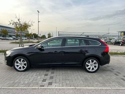 Nero Usata 2014 Volvo V60 Station wagon | 7500 € (Molto cara)
