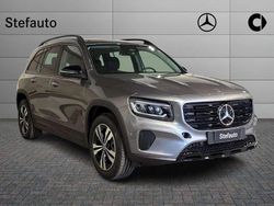 Grigio montagna Nuova 2025 Mercedes GLB200 Advanced Plus SUV | 47.900 € (Buon prezzo)