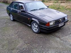 Grigio Usata 1991 Alfa Romeo 75 Tre volumi | 5400 €