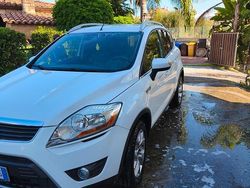 Bianco Usata 2010 Ford Kuga SUV | 8500 € (Buon prezzo)