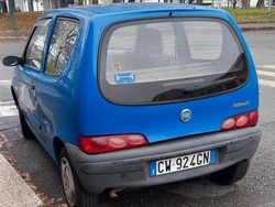 Blu Usata 2004 Fiat 600 Due volumi | 1200 € (Buon prezzo)