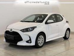 Other Usata 2022 Toyota Yaris Hybrid Active Tre volumi | 13.900 € (Ottimo prezzo)