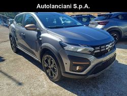 Grigio Nuova 2025 Dacia Sandero Extreme Due volumi | 18.470 € (Buon prezzo)