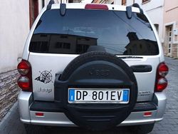 Grigio Usata 2008 Jeep Cherokee SUV | 4500 € (Ottimo prezzo)