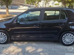 Usata 2007 VW Golf V Tre volumi | 4500 € (Buon prezzo)