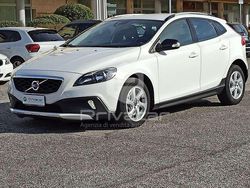 Bianco Usata 2016 Volvo V40 CC Kinetic Station wagon | 11.300 € (Buon prezzo)