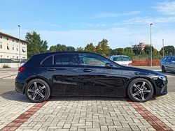Nero Usata 2020 Mercedes A180 Tre volumi | 25.500 € (Buon prezzo)