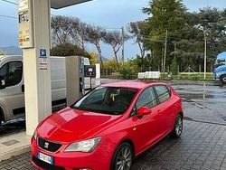 Rosso Usata 2015 Seat Ibiza Tre volumi | 4300 € (Buon prezzo)