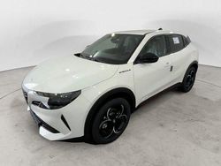 Bianco Nuova 2025 Alfa Romeo Junior Edizione Speciale SUV | 27.290 € (Ottimo prezzo)