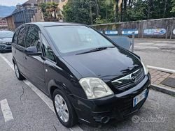 Nero Usata 2006 Opel Meriva Monovolume | 2600 € (Molto cara)