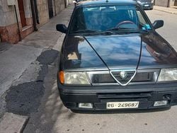 Usata 1990 Alfa Romeo 33 Tre volumi | 3900 €