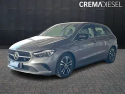 Grigio Usata 2023 Mercedes B180 Advanced Monovolume | 28.500 € (Buon prezzo)