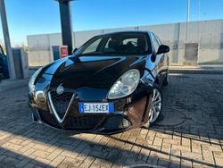 Usata 2011 Alfa Romeo Giulietta Tre volumi | 4499 € (Ottimo prezzo)