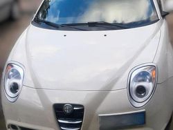Usata 2009 Alfa Romeo MiTo Due volumi | 2000 € (Super prezzo)