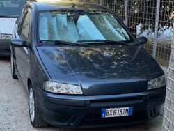Grigio Usata 2001 Fiat Punto Due volumi | 3000 € (Cara)