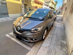 Grigio Usata 2017 Renault Scénic IV Monovolume | 11.990 € (Buon prezzo)