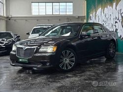 Marrone Usata 2012 Lancia Thema Tre volumi | 11.900 € (Buon prezzo)