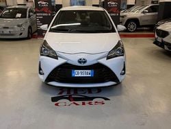 Bianco Usata 2020 Toyota Yaris Hybrid Business Edition Tre volumi | 15.900 € (Buon prezzo)