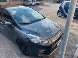 Grigio Usata 2018 Ford Fiesta ST-Line Tre volumi | 10.500 € (Buon prezzo)