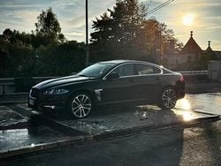 Nero Usata 2013 Jaguar XF Tre volumi | 13.500 € (Molto cara)