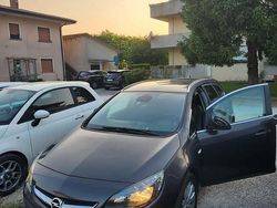 Grigio Usata 2014 Opel Astra Station wagon | 3500 € (Buon prezzo)