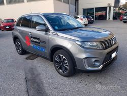 Argento new york Nuova 2025 Suzuki Vitara SUV | 31.300 €
