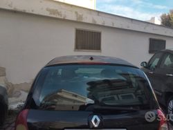 Nero Usata 2006 Renault Clio II Due volumi | 1390 € (Cara)