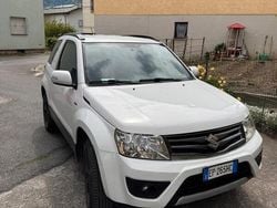 Bianco Usata 2010 Suzuki Vitara SUV | 7500 € (Buon prezzo)