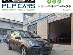 Grigio Usata 2007 Ford Fiesta Ghia Due volumi | 2800 € (Cara)