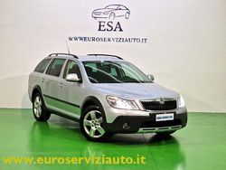 Argento Usata 2010 Skoda Octavia Scout 4x4 Station wagon | 8950 €