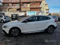 Bianco Usata 2019 Volvo V40 CC Station wagon | 11.950 € (Ottimo prezzo)