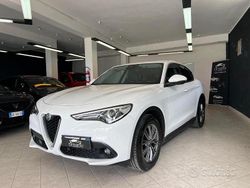 Bianco Usata 2017 Alfa Romeo Stelvio Executive SUV | 18.500 € (Buon prezzo)