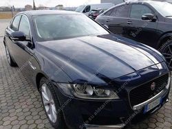 Blu/azzurro Usata 2020 Jaguar XF Prestige Tre volumi | 22.500 € (Molto cara)
