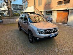 Grigio Usata 2017 Dacia Duster Tre volumi | 8800 € (Ottimo prezzo)