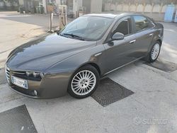 Grigio Usata 2007 Alfa Romeo 159 Tre volumi | 3499 € (Cara)