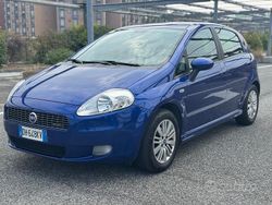 Blu Usata 2007 Fiat Grande Punto Dynamic Due volumi | 2990 € (Buon prezzo)
