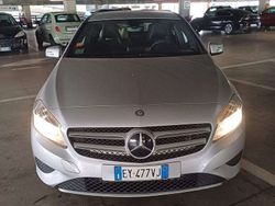 Argento Usata 2015 Mercedes A180 Executive Tre volumi | 10.200 € (Buon prezzo)