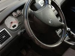 Grigio Usata 2007 Peugeot 307 Station wagon | 2700 € (Buon prezzo)