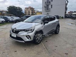 Grigio Usata 2023 Renault Captur Techno SUV | 17.800 € (Buon prezzo)
