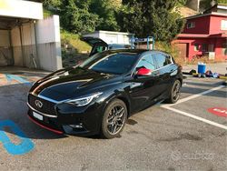 Nero Usata 2017 Infiniti Q30 SUV | 10.500 €