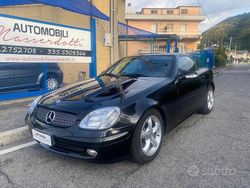 Nero pastello Usata 2001 Mercedes SLK200 Cabrio | 12.497 € (Molto cara)