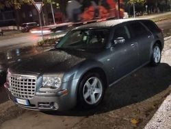 Usata 2010 Chrysler 300C Touring Station wagon | 13.500 € (Molto cara)