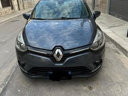 Grigio Usata 2017 Renault Clio IV Due volumi | 8000 € (Buon prezzo)