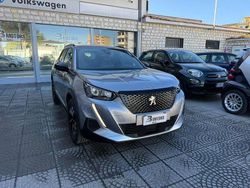 Grigio Usata 2023 Peugeot 2008 Allure SUV | 19.900 € (Ottimo prezzo)