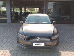 Grigio Usata 2015 VW Passat Highline Station wagon | 14.300 € (Buon prezzo)
