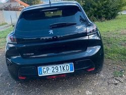Nero Usata 2023 Peugeot e-208 Due volumi | 22.000 €