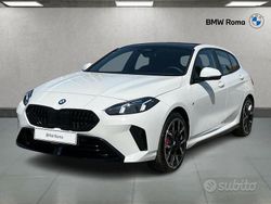 Alpin white pastello Usata 2024 BMW 118 Comfort Edition Due volumi | 37.090 € (Molto cara)