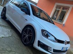 Bianco Usata 2015 VW Golf VII Due volumi | 12.990 € (Molto cara)