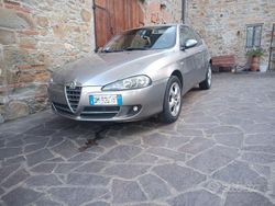 Grigio Usata 2007 Alfa Romeo 147 Due volumi | 3000 € (Buon prezzo)