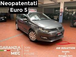 Grigio Usata 2010 VW Polo Tre volumi | 5950 € (Buon prezzo)
